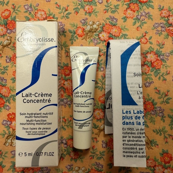 729-New Embryolisse Lait Creme Concentre Nourishing Moisturizer • 0.17 Fl Oz - Picture 7 of 9